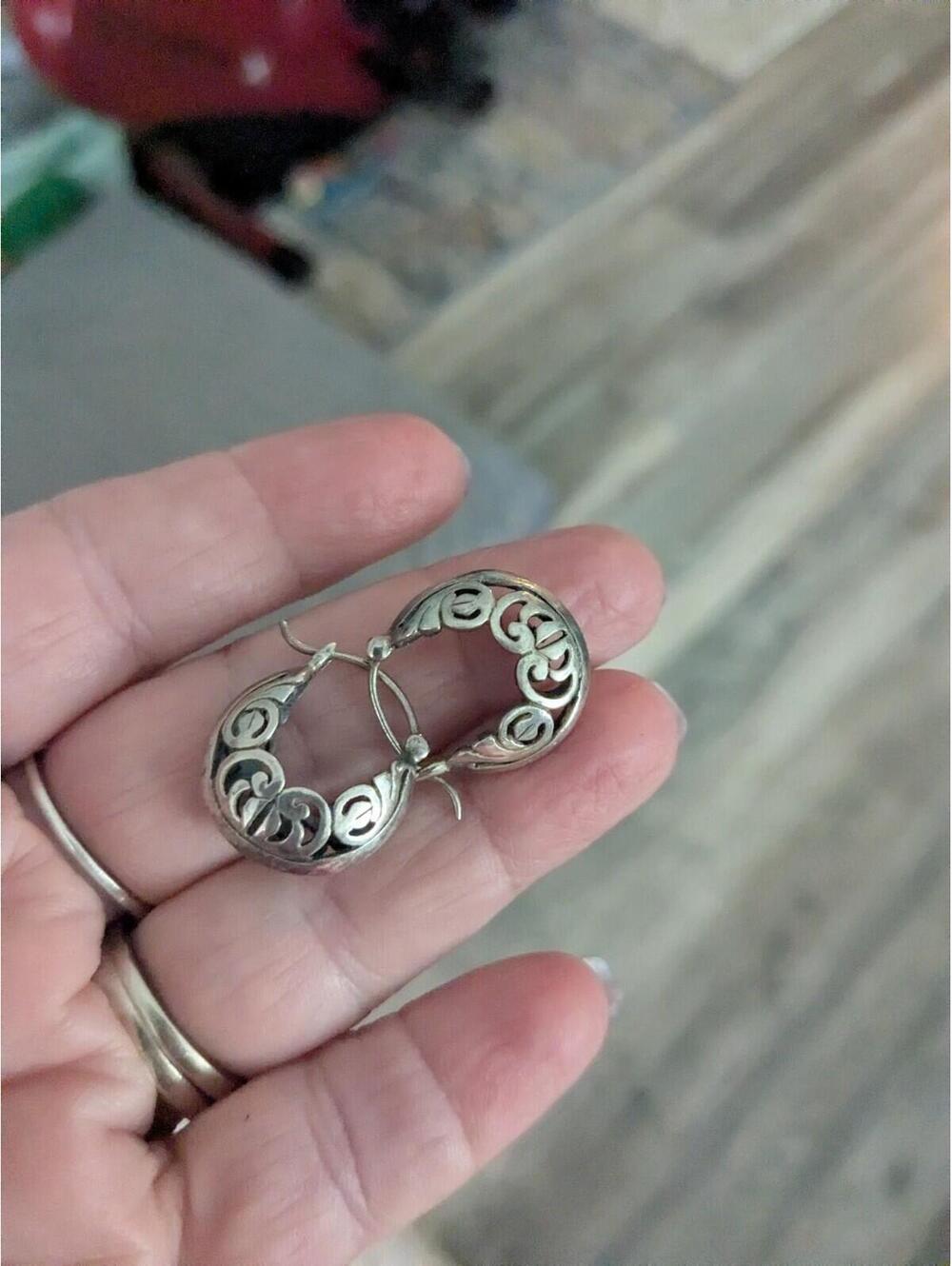 Silpada Open scroll 5/8" dangle oval hoops 925 Sterling Silver estate earrings